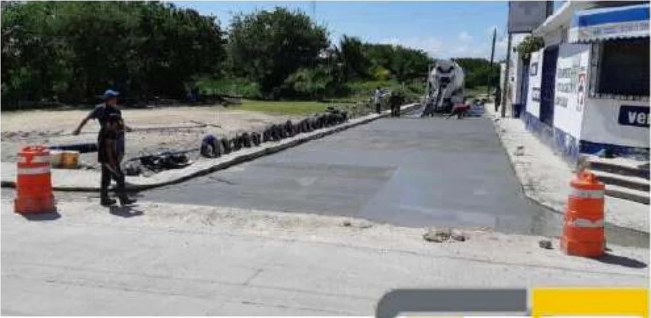 Pavimentación de concreto e infraestructura urbana · fotografía de obra