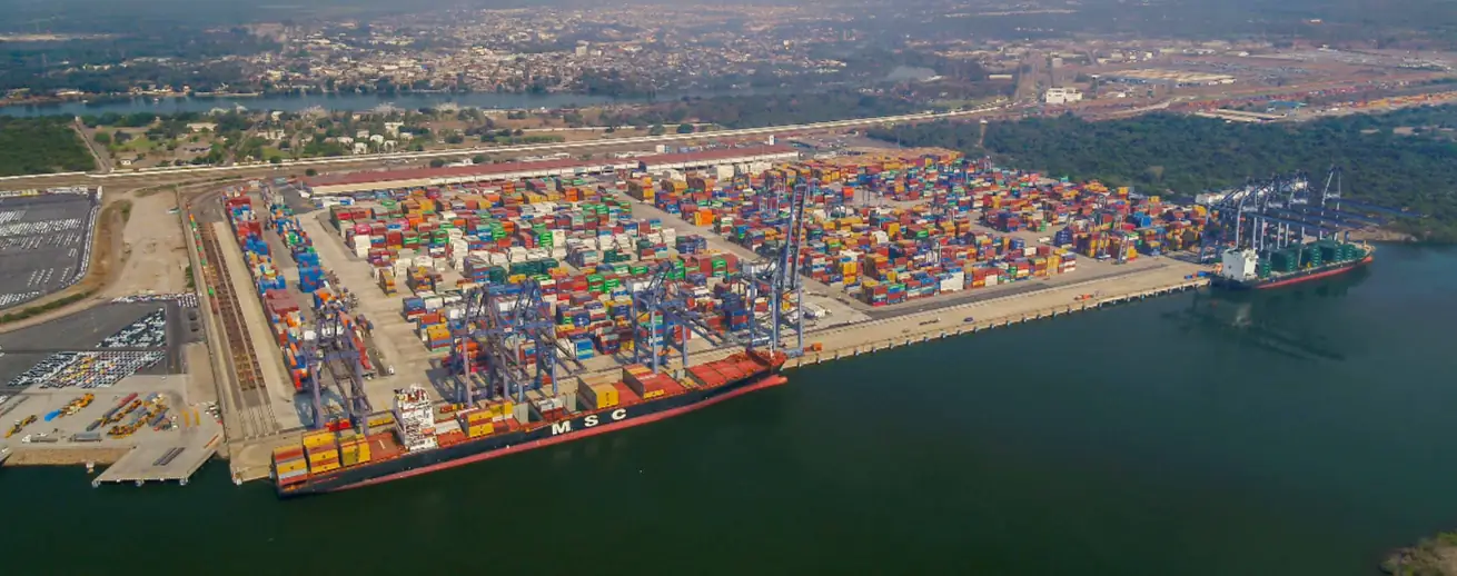 Terminal de Contenedores, Lázaro Cárdenas, Michoacán